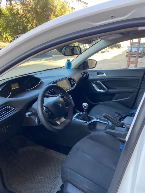Peugeot 308 2015 Active