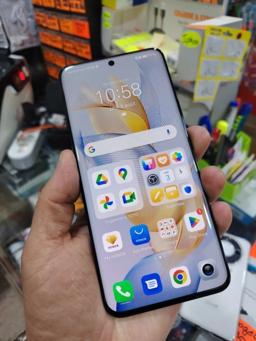 Honor Honor90