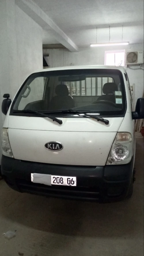 Kia K3000s 2008