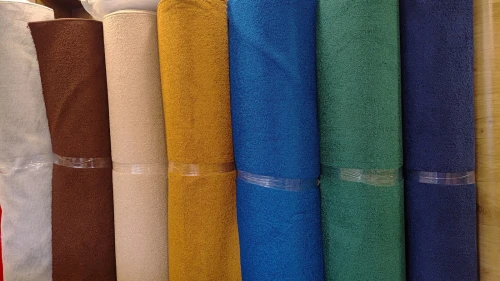 Moquette tapis Marron,bleu, noir,verre, beige,gris