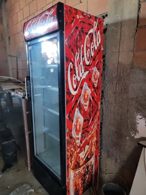 A vendre frigo cold-cola / fast-food/ cafétéria très bon état
