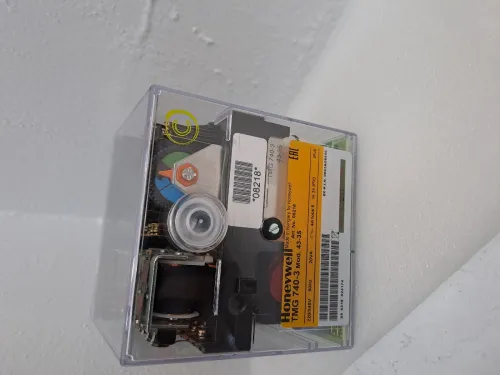 Appareil de Contrôle Automatique de Brûleur Honeywell Satronic TMG 740-3 Mod. 43-35