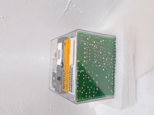 Appareil de Contrôle Automatique de Brûleur Honeywell Satronic TMG 740-3 Mod. 43-35
