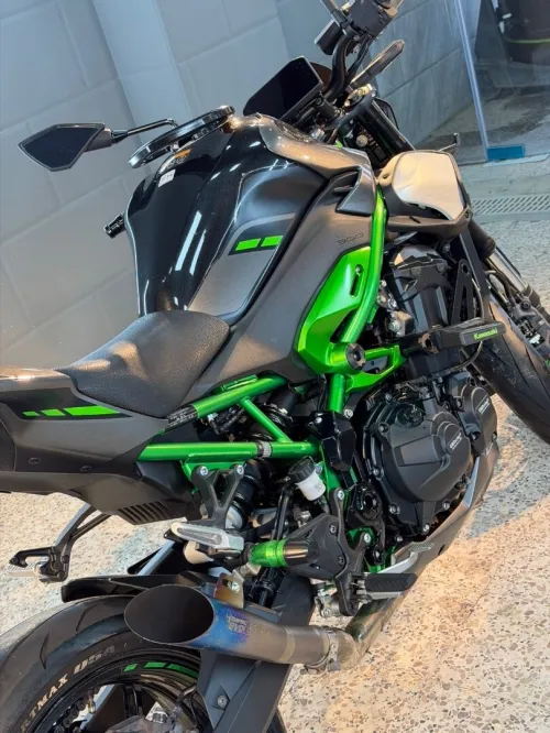Kawazaki Z900 2025