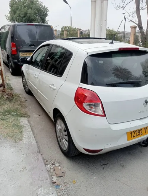 Renault Clio 3 2012 Night and Day