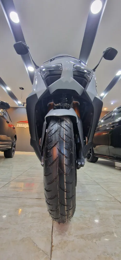 Yamaha Tmax 2025