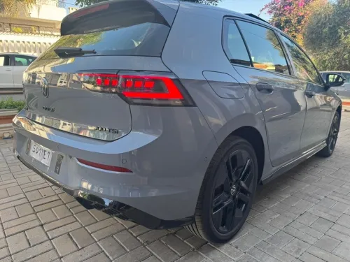 Volkswagen Golf 8 2025 Tfsi 300