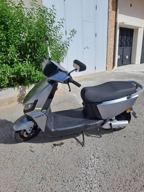 Moto électrique Électrique 2025