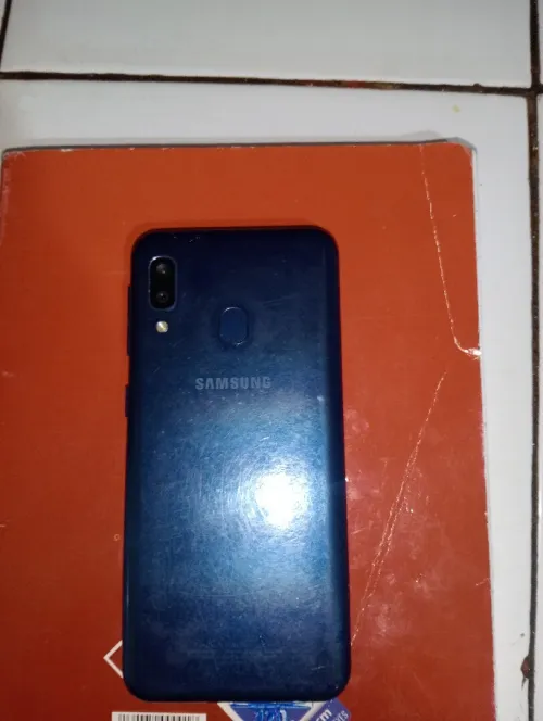 Samsung A20e