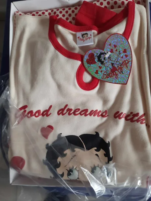 Lot vêtements kaba