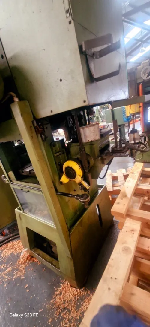 Vend presse 50 Tonnes Excentrique