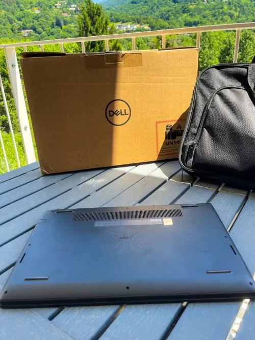 DELL VOSTRO 3520 CARBON BLACK (CABA)