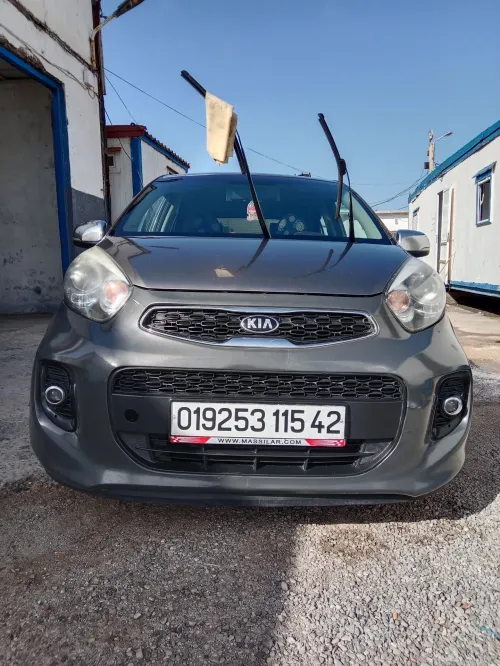 Kia Picanto 2015 robo