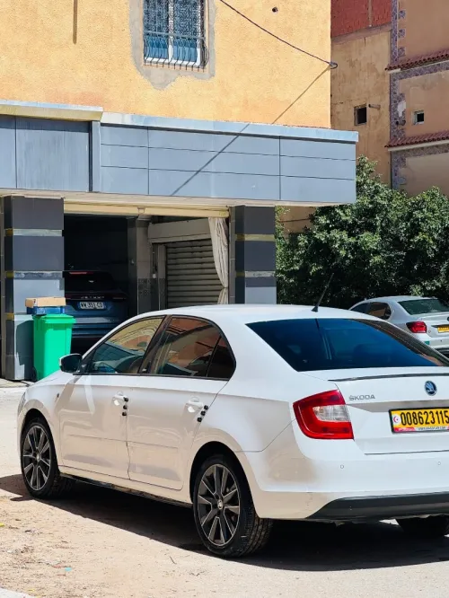 Skoda Rapid 2015 Edition