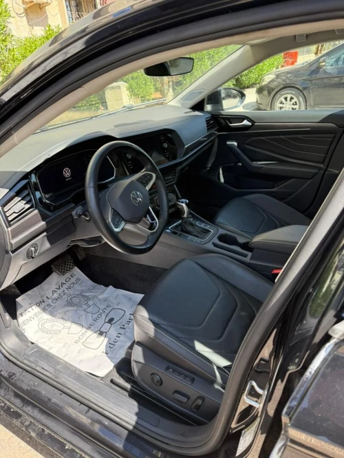 Volkswagen Jetta 2024 R-ligne