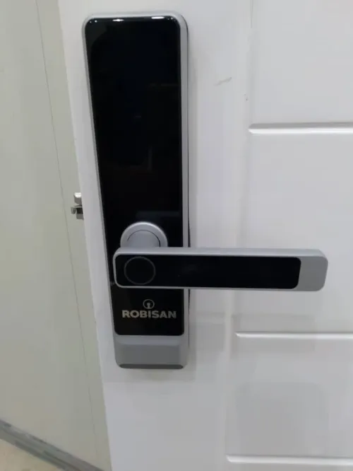 les portes plombées