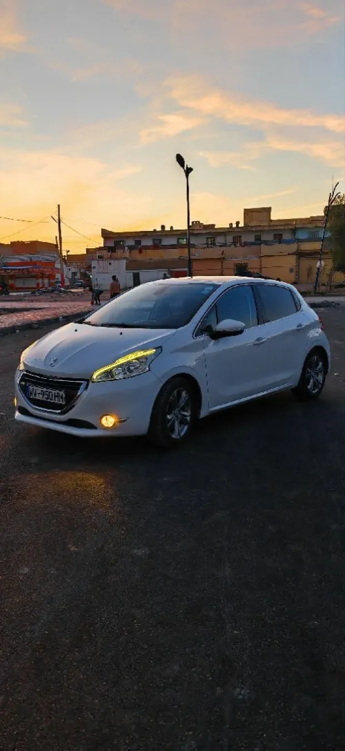 Peugeot 208 2014 Allure