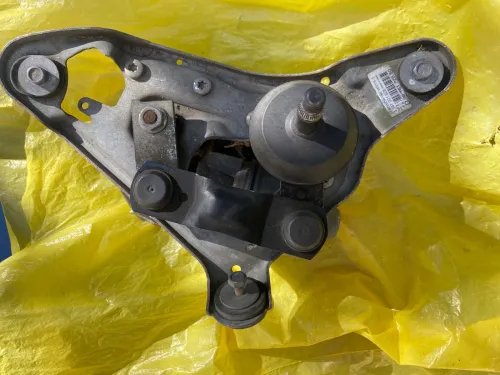 Moteur d essuie glaces 508