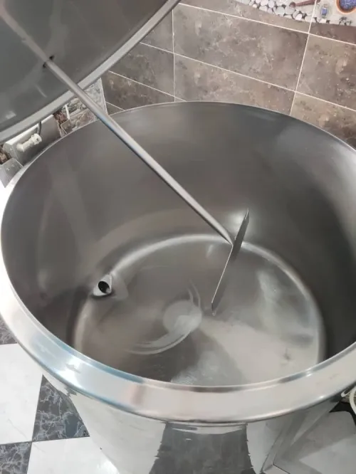 Cuve réfrigérée 500L + ثلاجة ثلاث ابواب للجزار او اللبان + cuve mélangeur مخاضة اللبن