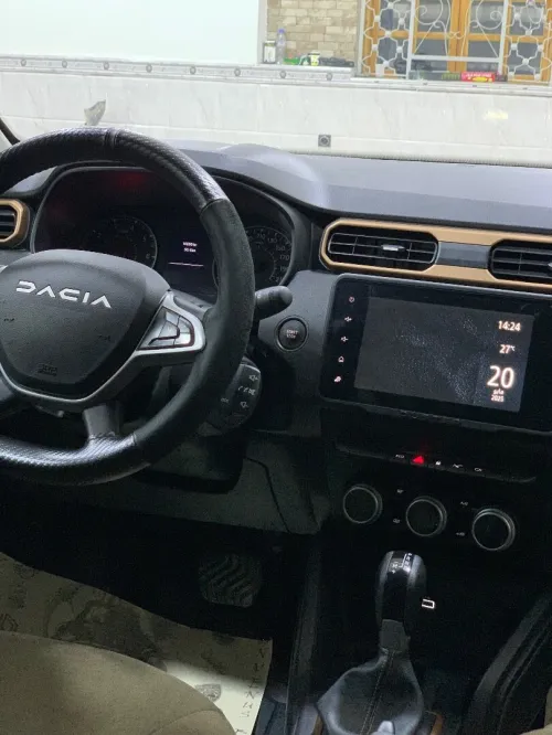 Dacia Duster 2025 Gold