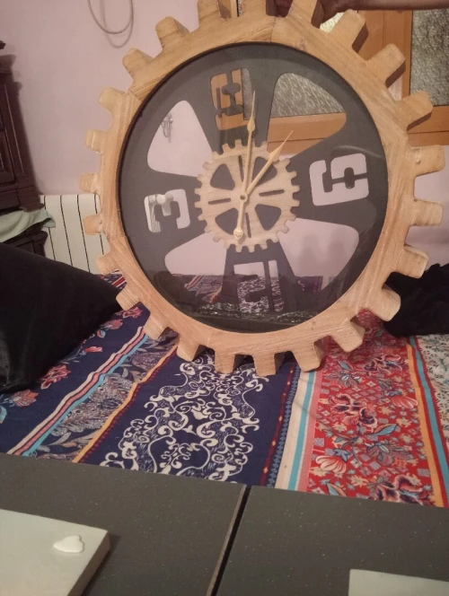 Horloge bois et verre 