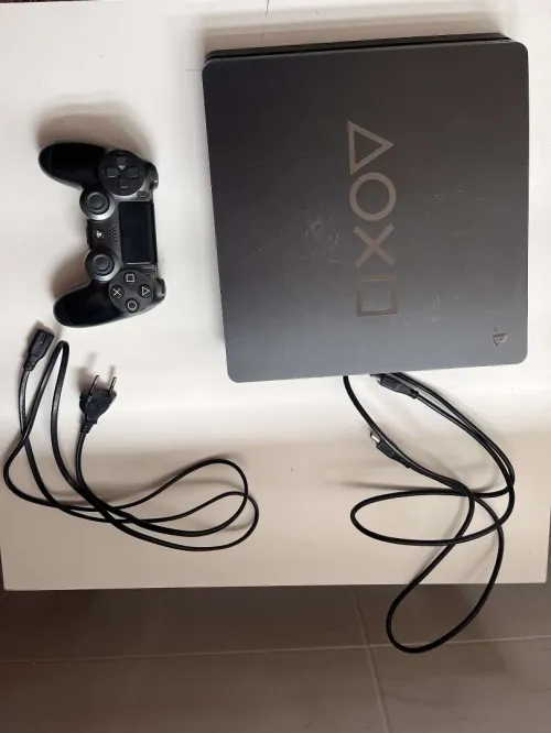 Playstation 4 slim limited edition 