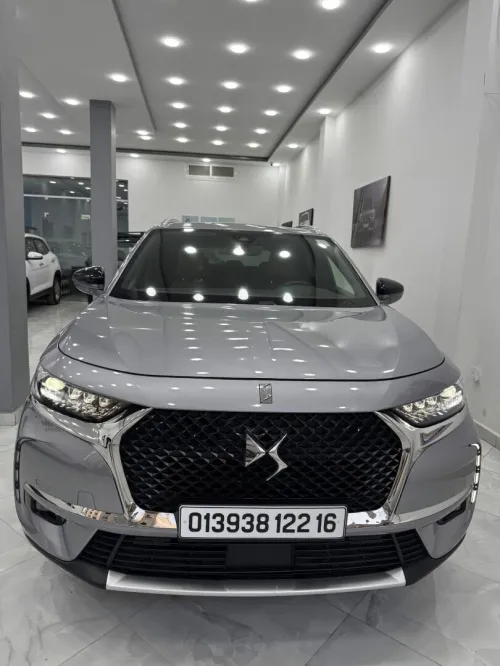 DS DS7 opera 2022 Opera