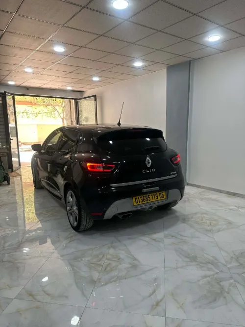 Renault Clio 4 2019 GT Line +