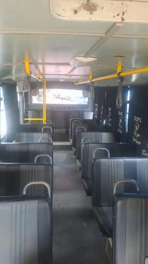 Isuzu ecobus 2013
