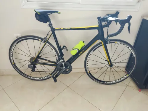 Vélo de route neuf taille 54 55 rose full carbone