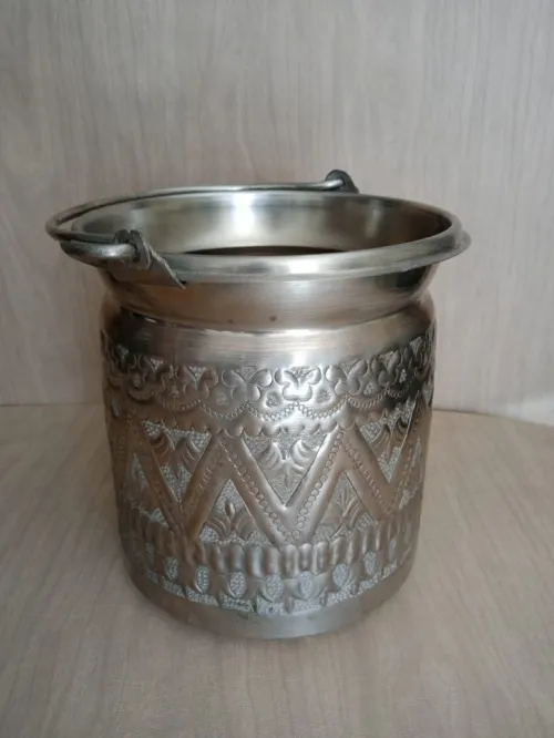 Cache pot en cuivre blanc ( Mahbes )