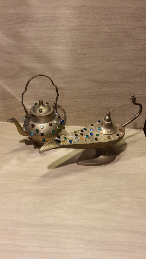 Joli Ensemble Vintage : Théière et Lampe d'Aladin en Laiton - Décoration Bohème / Orientale