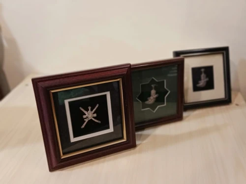 3 petits tableaux décor khindjar LIQUIDATION