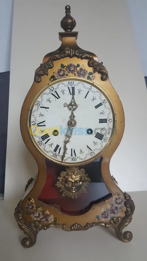 Horloge, pendule à poser, Cartel de style neuchatelois à mouvement BELCANTO Germany FHS  LIQUIDATION