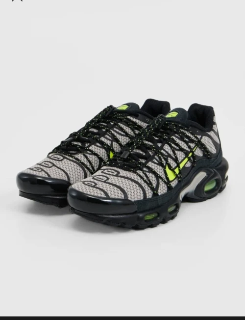 NIKE TN  AIR MAX PLUS UTILITY BLACK TAN VOLT - NOIR  38.5