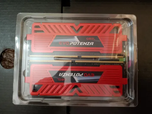RAM DDR4 GEIL EVO POTENZA 16GB (2x8GB) 2133MHZ (USED)