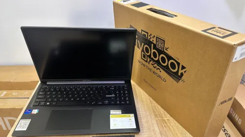Asus vivobook 16" F1605V i7 1355U/16/512Go