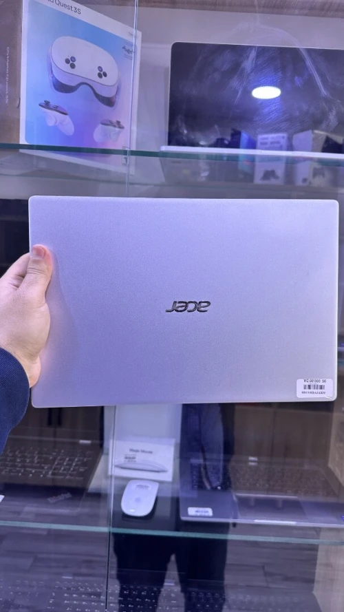 Acer swift 3 i7 1165G7 2.8 Ghz 8Go 512Go Ssd