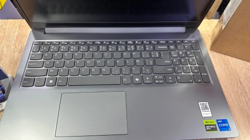 Lenovo LOQ 15IAX9E i5-12450HX/16Go/512Gb/Rtx 4050