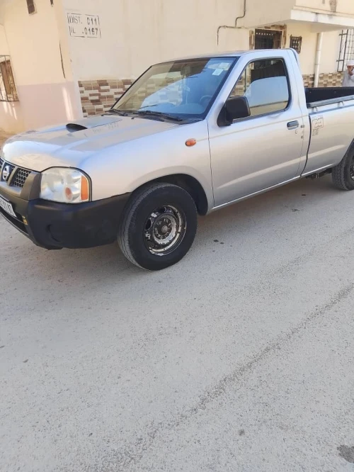 Nissan Pickup 2011 Pickup