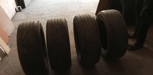 Lot de 4 pneus Michelin 215 55 R16