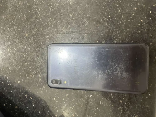 Samsung M10