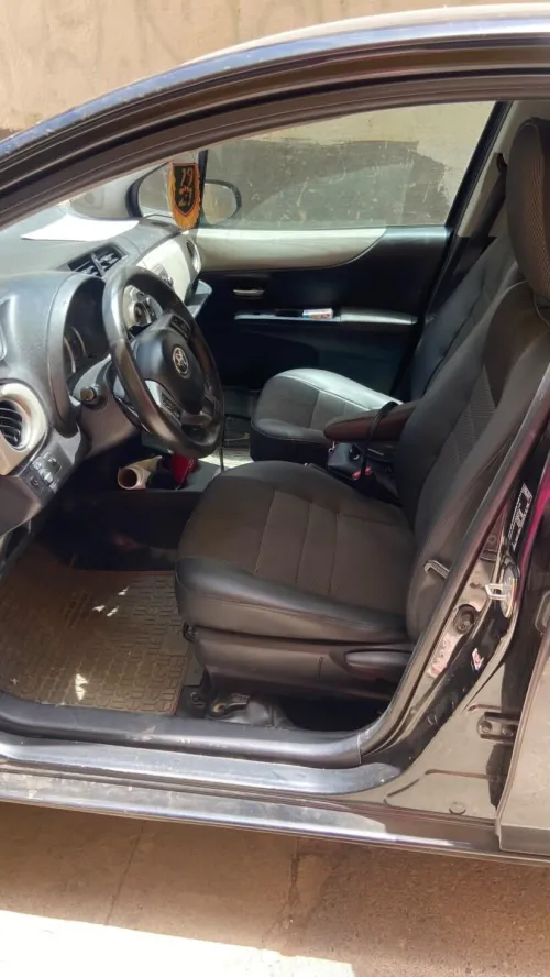 Toyota Yaris 2014 Lounge CVT