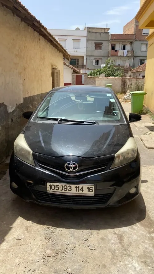 Toyota Yaris 2014 Lounge CVT