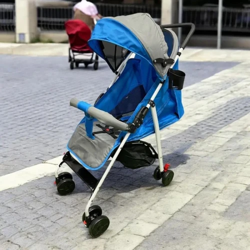 Poussette légère multi position  Reva