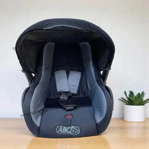 Maxi Cosi bébé (F) 
