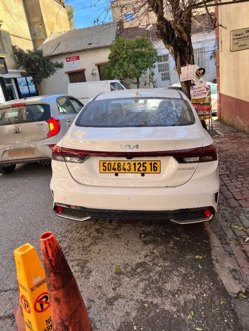 Kia K3 2025 La tt option