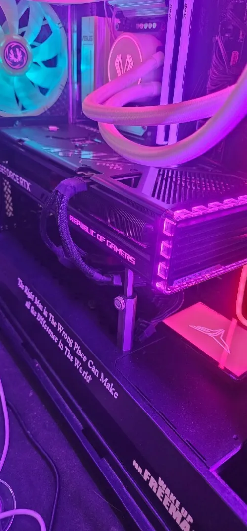 ASUS ROG STRIX 4070 TI Super