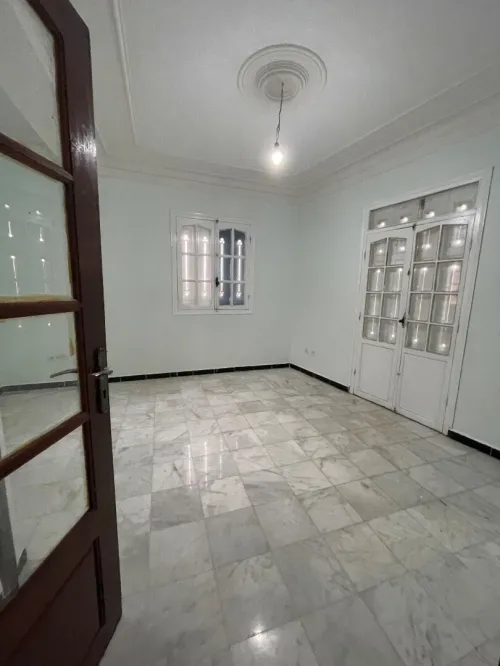 Location Appartement Niveau de villa F4 Alger Les eucalyptus