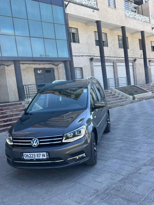 Volkswagen Caddy 2017 Highline